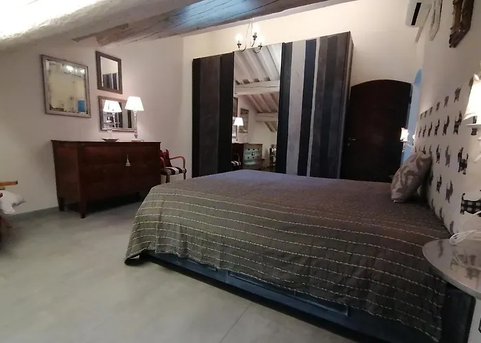 Romantica Mansarda * フェラーラ